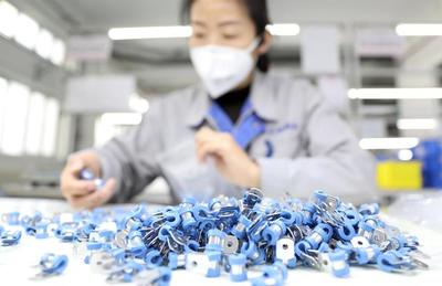 遼寧大連:民營裝備制造企業開足馬力促生產